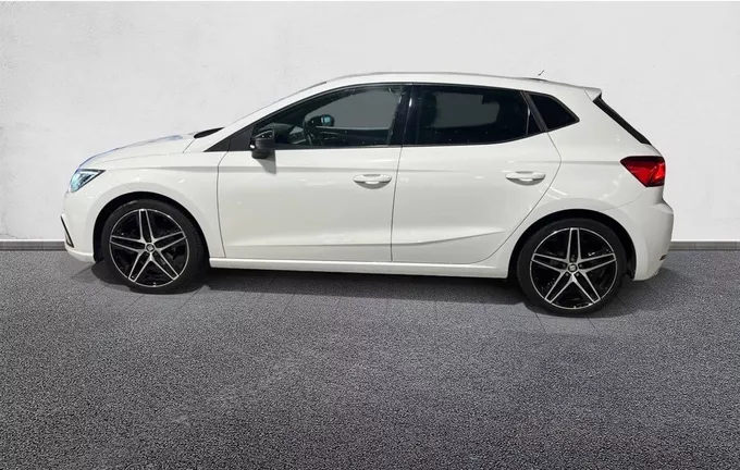 SEAT IBIZA 1.0 TSI 110 ch S/S DSG7 FR extérieur trois quart arrière gauche 2127815