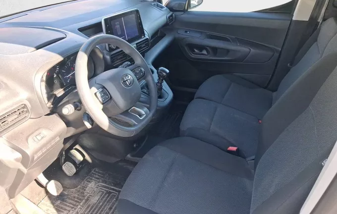 TOYOTA PROACE CITY MEDIUM 1.5L 100 D-4D BVM5 DYNAMIC photo 15 1103936