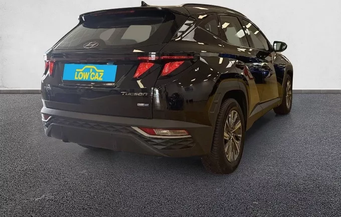 HYUNDAI TUCSON 1.6 CRDi 136 Hybrid 48V DCT-7 Business extérieur trois quart arrière droit 213457