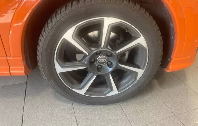 AUDI Q3 35 TFSI 150 ch S tronic 7 S line plus photo 9 2130979