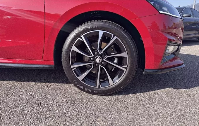 SKODA FABIA 1.0 TSI 116 ch EVO 2 DSG7 Monte-Carlo photo 9 2130775