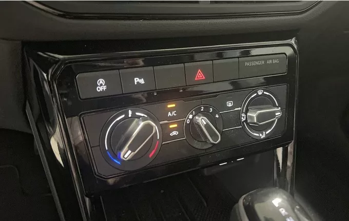 VOLKSWAGEN T-CROSS 1.0 TSI 116 Start/Stop DSG7 VW Edition photo 18 2129731