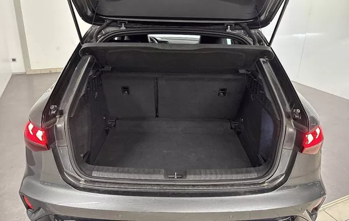 AUDI A3 Sportback TDI 150 S tronic 7 S line photo 10 2130113
