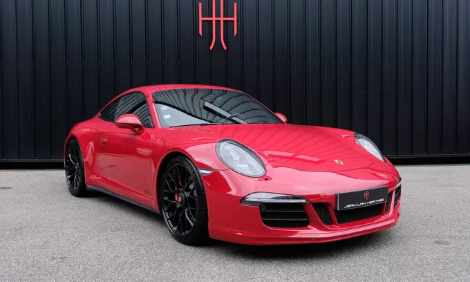 PORSCHE 911 Carrera Coupé 3.8i 430 GTS PDK extérieur trois quart arrière droit 800677