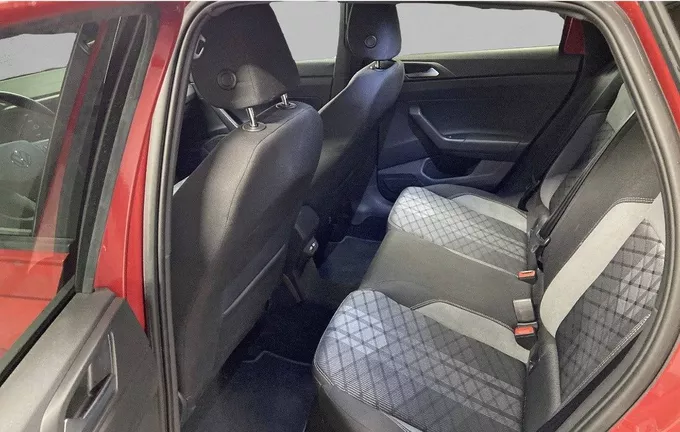 VOLKSWAGEN POLO 1.0 TSI 116 S&S DSG7 R-Line Edition extérieur arrière 2128667