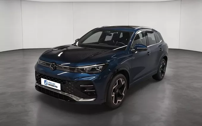 VOLKSWAGEN TIGUAN 1.5 eTSI 150ch DSG7 R-Line Edition extérieur trois quart avant gauche 2130099