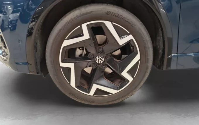 VOLKSWAGEN TIGUAN 1.5 eTSI 150ch DSG7 R-Line Edition extérieur trois quart arrière droit 2130099