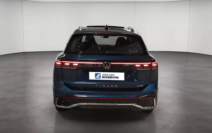 VOLKSWAGEN TIGUAN 1.5 eTSI 150ch DSG7 R-Line Edition photo 13 2130099
