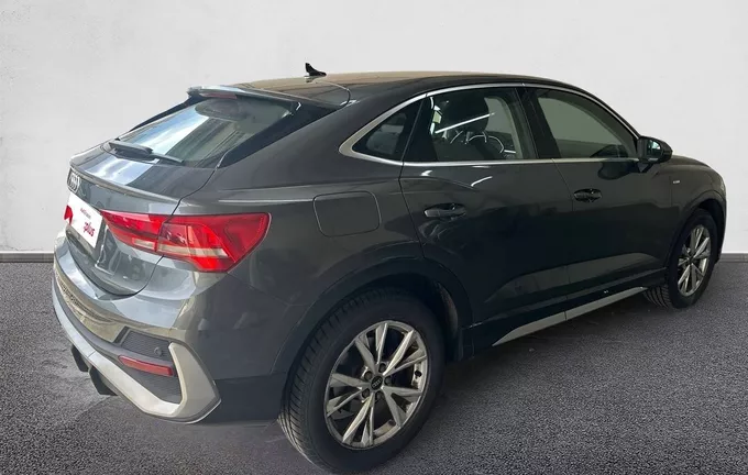 AUDI Q3 Sportback 35 TFSI 150 ch S tronic 7 extérieur trois quart arrière droit 2129512