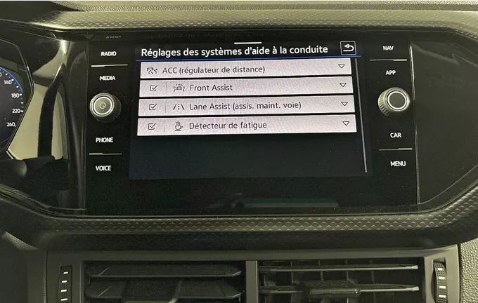 VOLKSWAGEN T-CROSS 1.0 TSI 110 Start/Stop BVM6 Life Tech photo 18 2128745