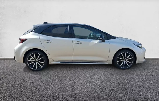 TOYOTA COROLLA HYBRIDE 140ch GR Sport extérieur côté droit 1103777
