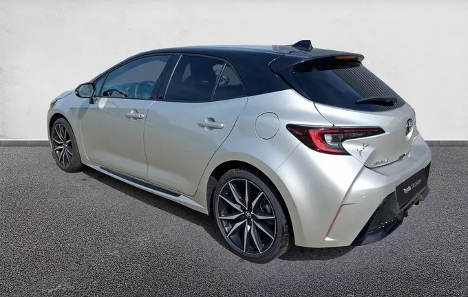 TOYOTA COROLLA HYBRIDE 140ch GR Sport extérieur trois quart arrière gauche 1103777