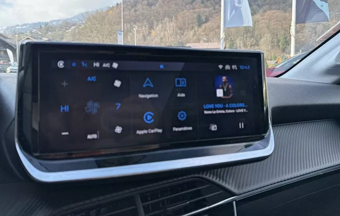 PEUGEOT 208 Hybrid 100 e-DCS6 Allure photo 20 944060
