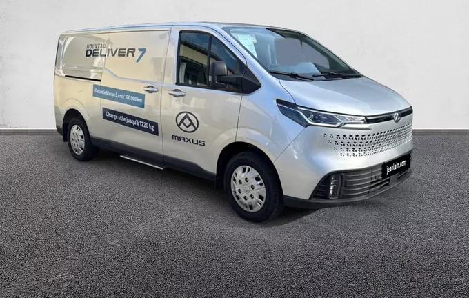 MAXUS DELIVER7 FOURGON L2H1 2.0D 150 CH extérieur trois quart avant droit 6802091