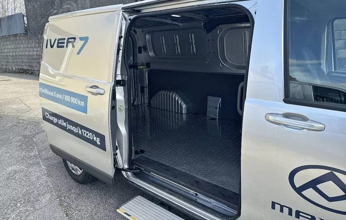 MAXUS DELIVER7 FOURGON L2H1 2.0D 150 CH photo 17 6802091