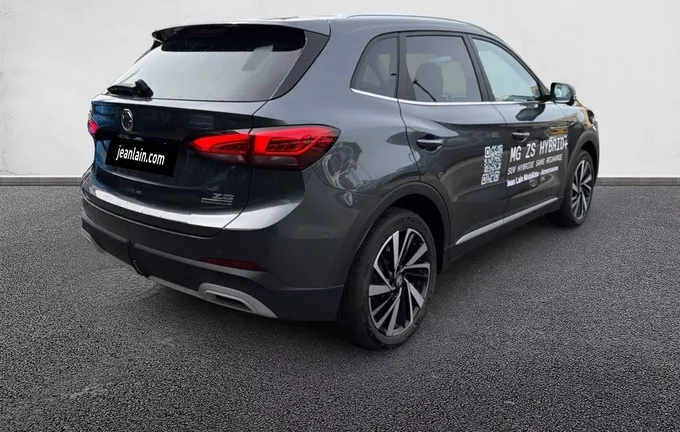 MG ZS 1.5 L Hybrid+ 197 ch Luxury extérieur trois quart arrière droit 8656