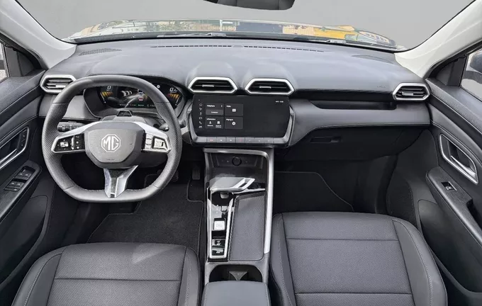 MG ZS 1.5 L Hybrid+ 197 ch Luxury photo 18 8656