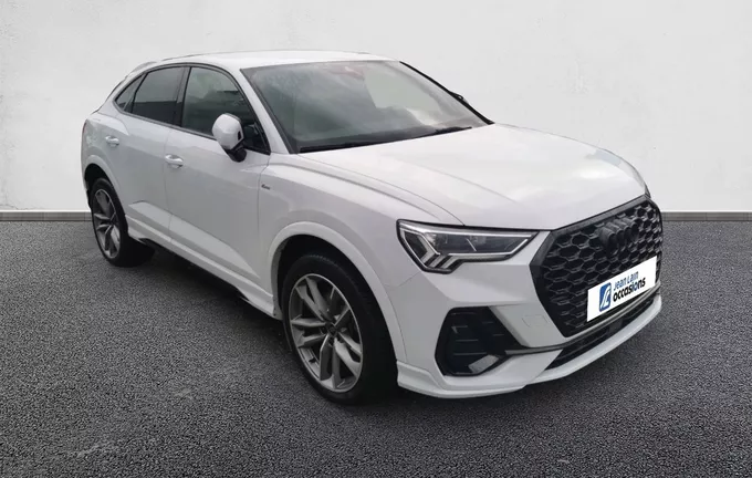 AUDI Q3 Sportback 45 TFSIe 245 ch S tronic 6 S line extérieur trois quart avant droit 460902