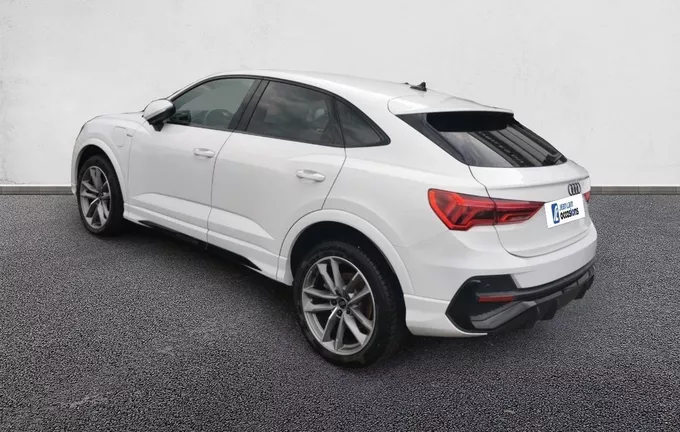 AUDI Q3 Sportback 45 TFSIe 245 ch S tronic 6 S line extérieur trois quart arrière gauche 460902