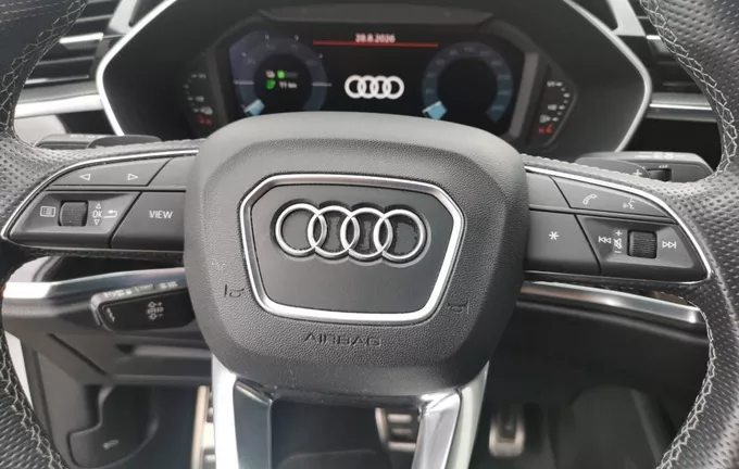 AUDI Q3 Sportback 45 TFSIe 245 ch S tronic 6 S line photo 12 460902
