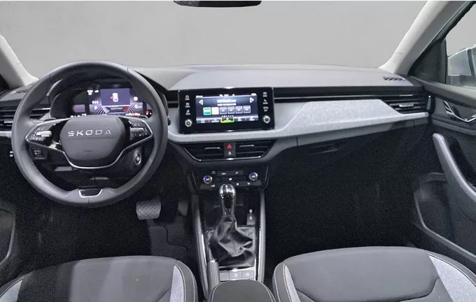 SKODA SCALA 1.0 TSI Evo 2 116 ch DSG7 Selection extérieur trois quart avant droit 2125803