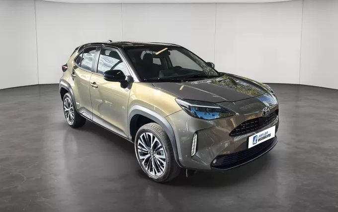 TOYOTA YARIS CROSS Hybride 116h 2WD Collection extérieur trois quart avant droit 946842