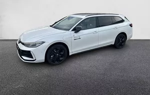 VOLKSWAGEN PASSAT 1.5 eHybrid 272 DSG6 R-Line WVWZZZCJ9SD012892