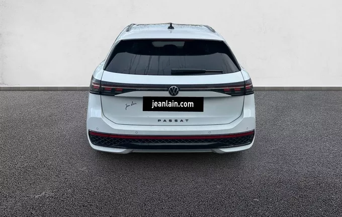 VOLKSWAGEN PASSAT 1.5 eHybrid 272 DSG6 R-Line extérieur arrière 4962