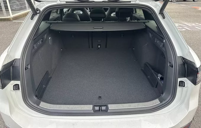 VOLKSWAGEN PASSAT 1.5 eHybrid 272 DSG6 R-Line photo 10 4962