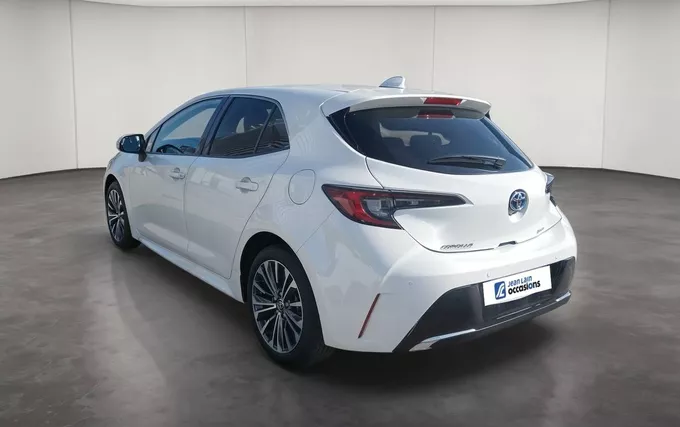 TOYOTA COROLLA HYBRIDE 140ch Design extérieur trois quart arrière gauche 1103917