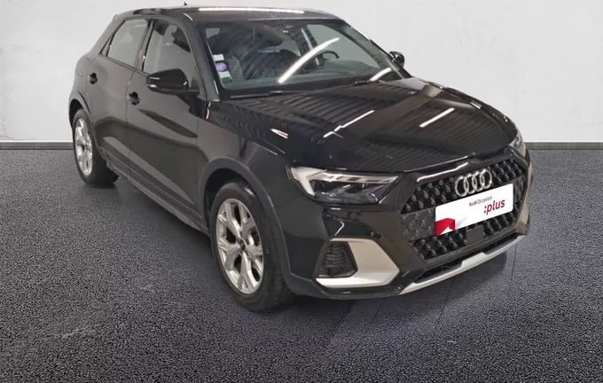 AUDI A1 Citycarver 35 TFSI 150 ch S tronic 7 Design extérieur trois quart avant droit 2130677