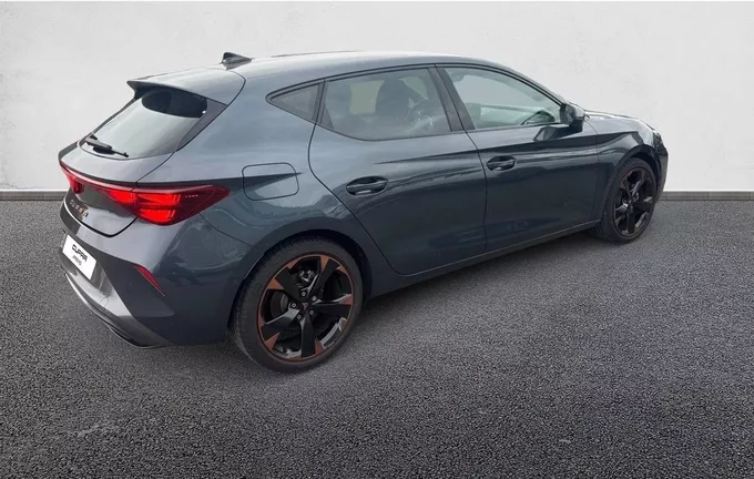 CUPRA LEON 1.5 eTSI Hybrid 150 ch DSG7 V extérieur avant 2125990