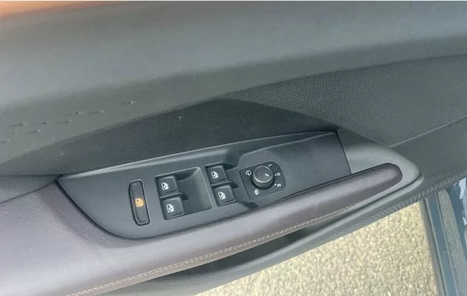 CUPRA TERRAMAR 1.5 eHybrid 204 ch DSG6 V photo 17 2130959