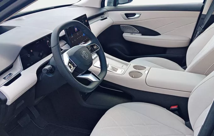 MG MGS6 EV MGS6 EV Luxury photo 11 7831