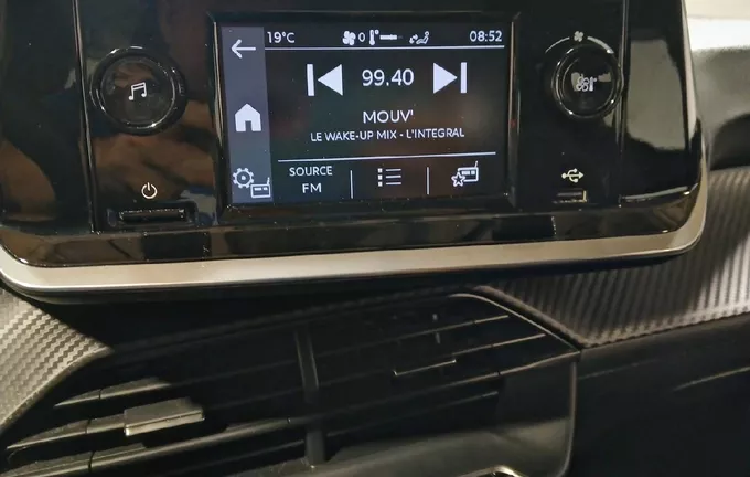 PEUGEOT 208 PureTech 75 S&S BVM5 Like photo 18 2129353