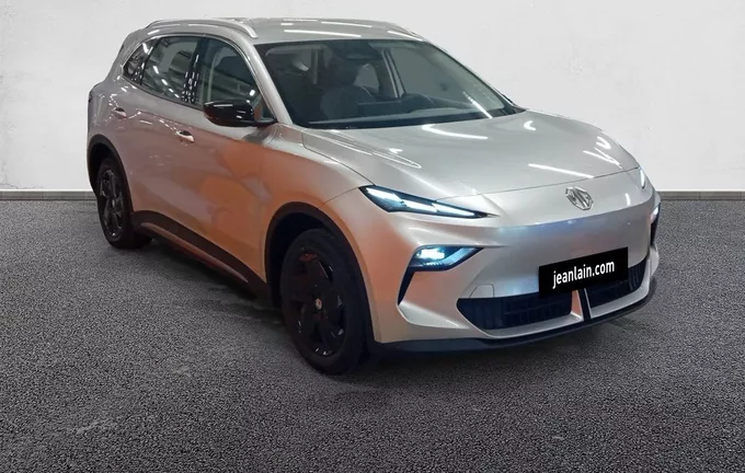 MG MGS5 EV 49kWh - 125 kW 2WD Comfort extérieur trois quart avant droit 8071