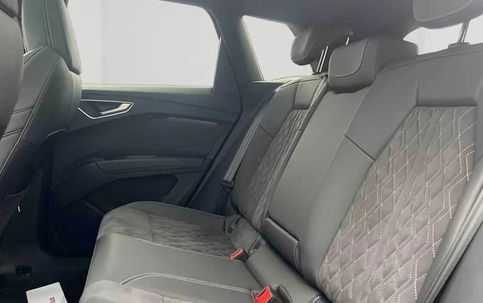 AUDI Q4 E-TRON 45 285 ch 82 kWh photo 19 2133438