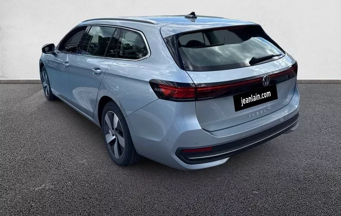 VOLKSWAGEN PASSAT 1.5 eHybrid 204 DSG6 Life Plus extérieur trois quart arrière gauche 6673