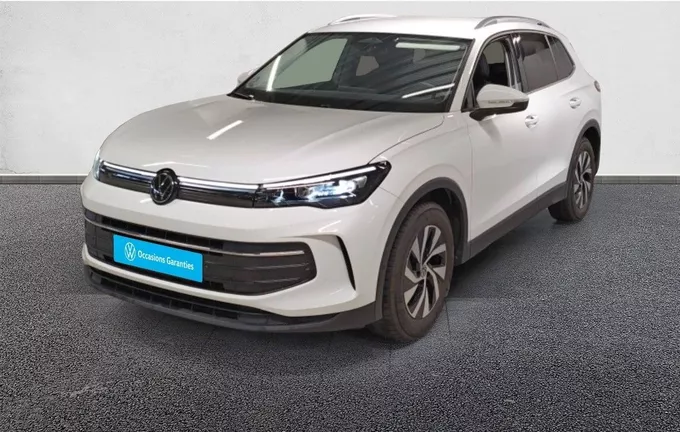 VOLKSWAGEN TIGUAN 1.5 eTSI 131ch DSG7 VW Edition extérieur trois quart avant gauche 2130357