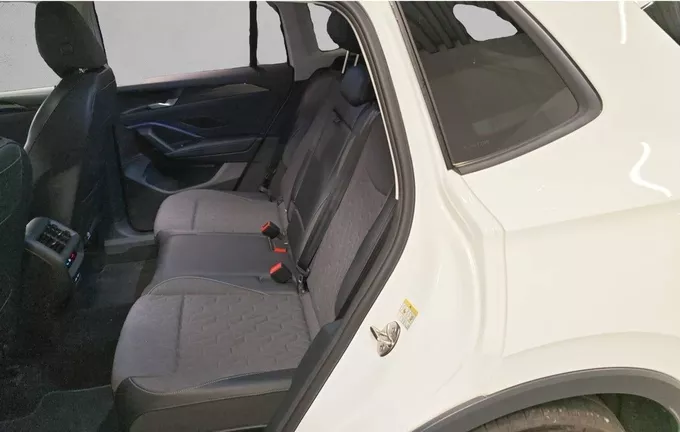 VOLKSWAGEN TIGUAN 1.5 eTSI 131ch DSG7 VW Edition extérieur arrière 2130357