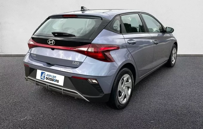 HYUNDAI I20 1.2 79 Initia extérieur trois quart arrière droit 13454