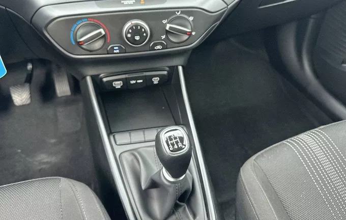 HYUNDAI I20 1.2 79 Initia photo 13 13454