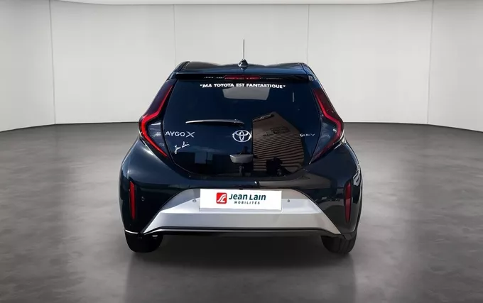 TOYOTA AYGO X Hybride 116h Graphic extérieur arrière 208360