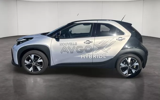 TOYOTA AYGO X Hybride 116h Graphic extérieur côté gauche 208360