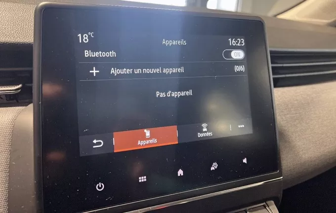 RENAULT CLIO TCe 90 Techno photo 16 2127957