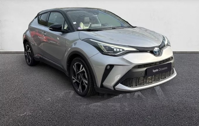 TOYOTA C-HR Hybride 2.0L Collection extérieur trois quart avant droit 1103307