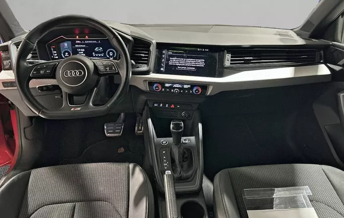 AUDI A1 Sportback 40 TFSI 207 ch S tronic 7 S Line photo 18 2124095