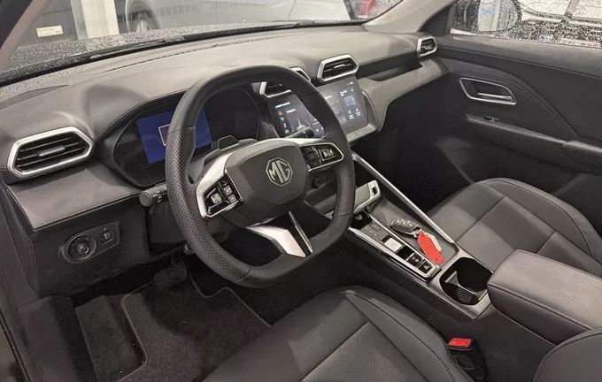 MG ZS 1.5 L Hybrid+ 197 ch Luxury photo 28 8653