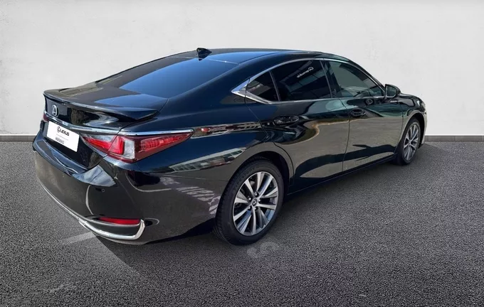 LEXUS ES 300h Business extérieur trois quart arrière droit 1103803