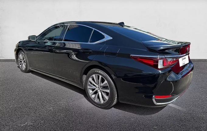 LEXUS ES 300h Business extérieur trois quart arrière gauche 1103803